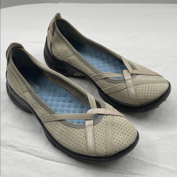 NEW! Clark’s Privo P-Berry Perforated Leather Loafers. 5M. - Picture 3 of 11
